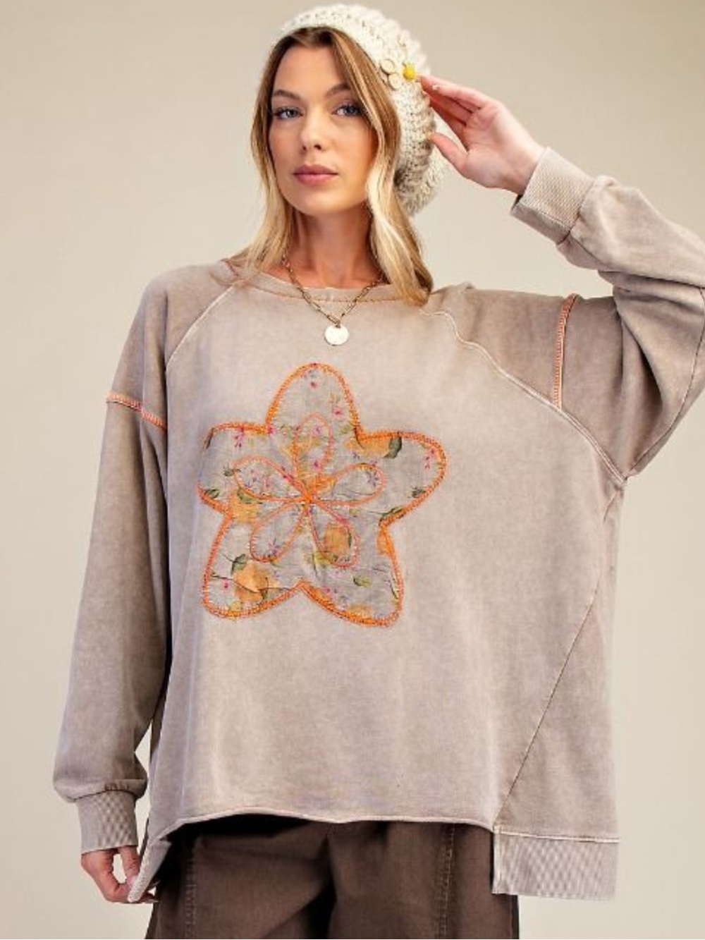 448 1X - 3X EASEL PLUS SIZE-STAR PATCH FRONT WASHED TERRY PULLOVER